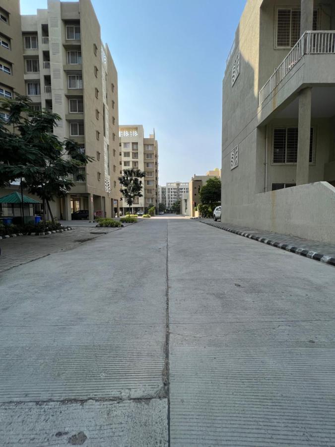 Appartamento 2Bhk Luxurious Beautiful Flat Near Iim Aiims Nagpur Esterno foto
